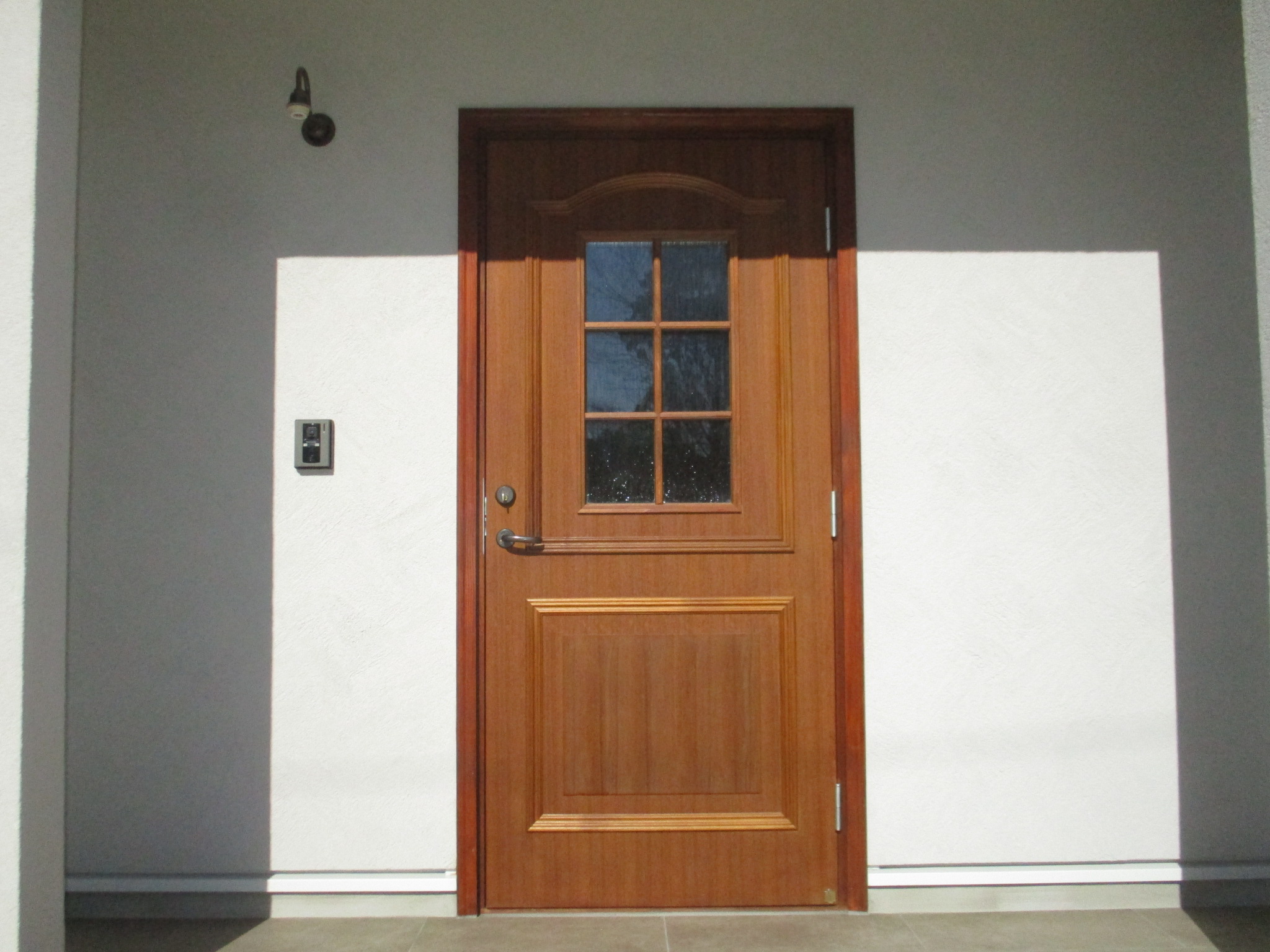 輸入建材リフォーム　レクサンド玄関ドア